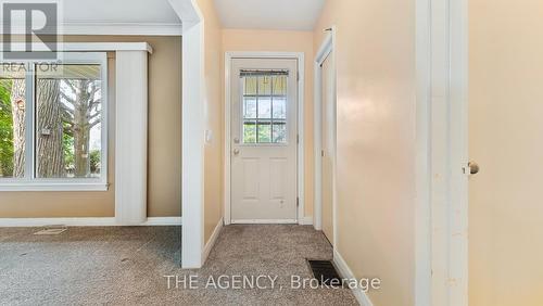 26 Lynnwood Drive, Brantford, ON - Indoor Photo Showing Other Room