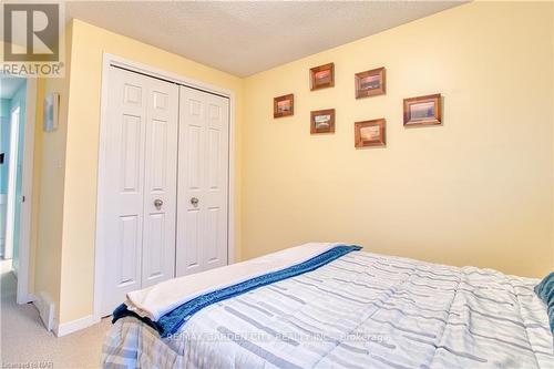 54 - 178 Scott Street, St. Catharines (Lakeport), ON - Indoor Photo Showing Bedroom