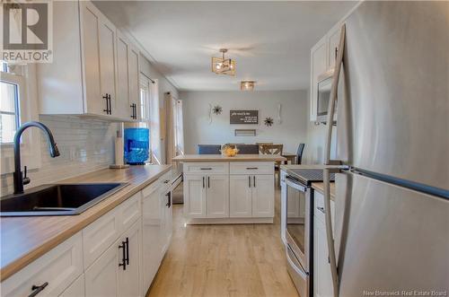 1036 Mollins Drive, Saint John, NB - Indoor Photo Showing Kitchen