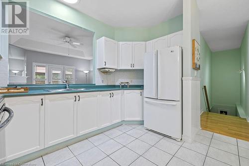 95 Starfish Drive, Mount Hope, ON - Indoor Photo Showing Kitchen With Double Sink