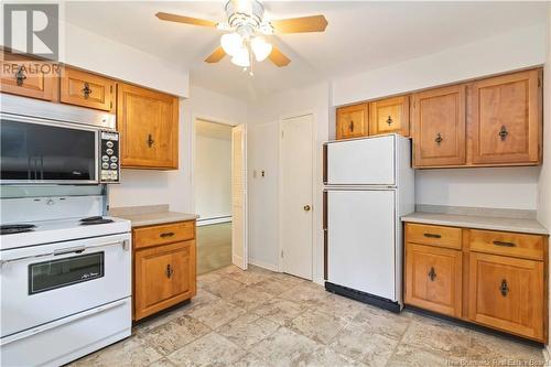 297 Wright Street, Fredericton, NB - Indoor Photo Showing Kitchen