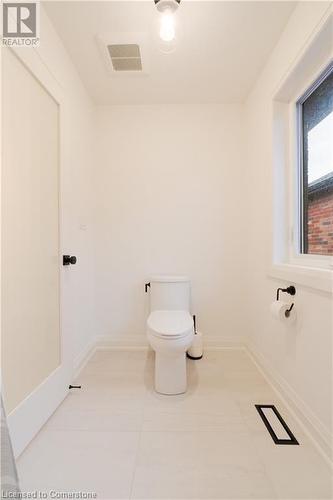 81 Homestead Way, Thorold, ON - Indoor Photo Showing Bathroom