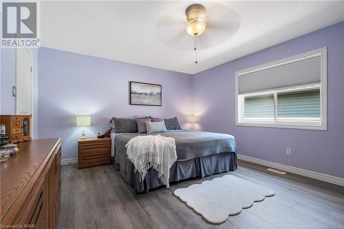 72 Windwood Drive, Hamilton, ON - Indoor Photo Showing Bedroom