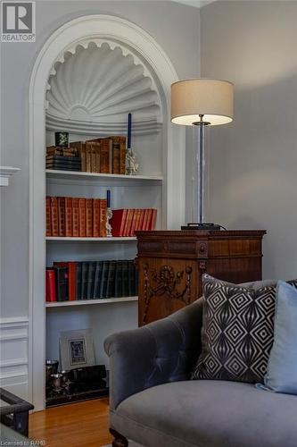 120 Aberdeen Avenue, Hamilton, ON - Indoor Photo Showing Bedroom