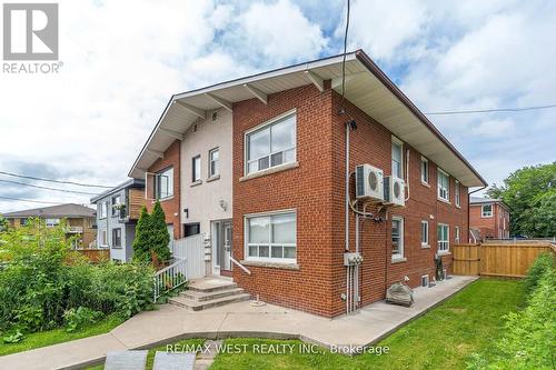 34 Penhurst Avenue, Toronto, ON - Outdoor