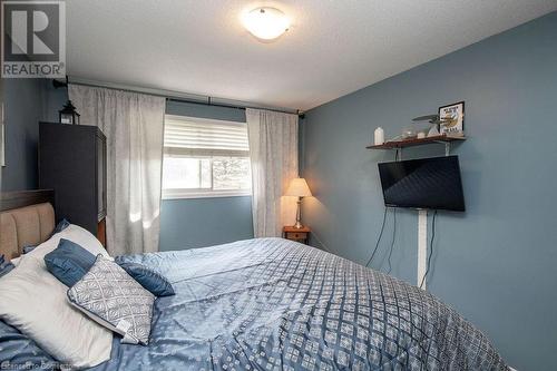 1420 Garth Street Unit# 34, Hamilton, ON - Indoor Photo Showing Bedroom