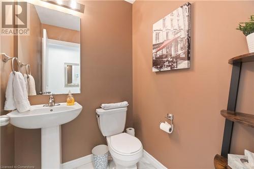 11 Pinot Crescent, Stoney Creek, ON - Indoor Photo Showing Bathroom