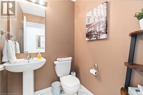 11 Pinot Crescent, Stoney Creek, ON - Indoor Photo Showing Bathroom