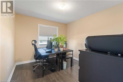 11 Pinot Crescent, Stoney Creek, ON - Indoor Photo Showing Office