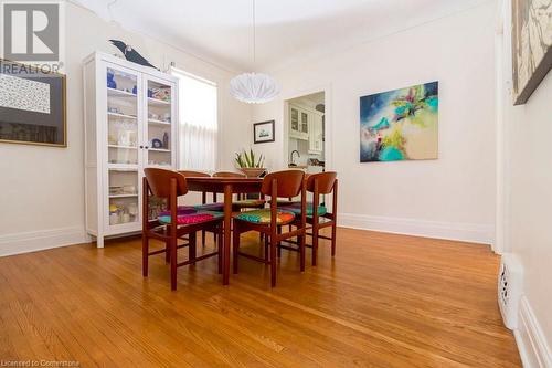 462 Charlton Avenue W, Hamilton, ON - Indoor Photo Showing Dining Room