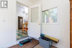 Mudroom entrance to kitchen - 