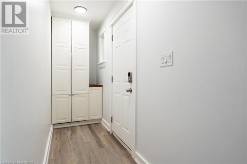 16 Wildewood Avenue, Hamilton, ON - Indoor Photo Showing Other Room