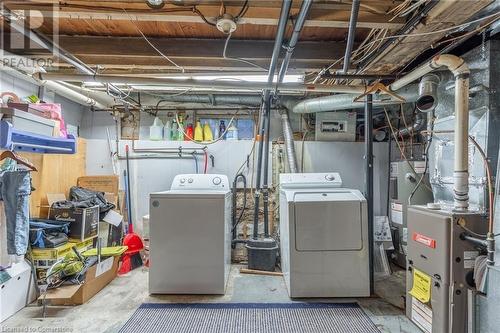 25 Albion Street, Brantford, ON - Indoor Photo Showing Laundry Room