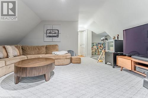 98 Sherman Avenue S, Hamilton, ON - Indoor Photo Showing Living Room