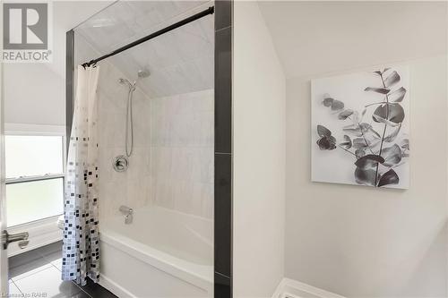 2952 North Shore Drive, Lowbanks, ON - Indoor Photo Showing Bathroom