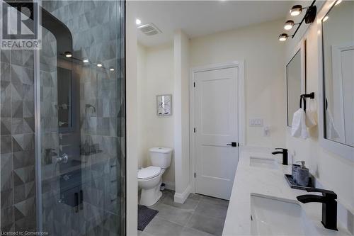 117 Highland Road W, Hamilton, ON - Indoor Photo Showing Bathroom