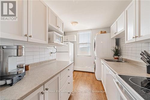 631 - 350 Quigley Road E, Hamilton (Vincent), ON - Indoor Photo Showing Kitchen