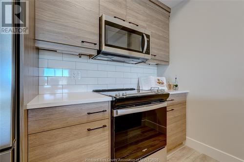 190 Main Street Unit# 301, Kingsville, ON - Indoor Photo Showing Kitchen