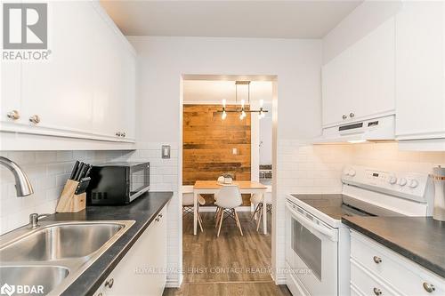 F9 - 171 Edgehill Drive, Barrie (Edgehill Drive), ON - Indoor Photo Showing Kitchen