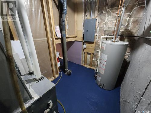 116 Ansley Street, Rouleau, SK - Indoor Photo Showing Basement