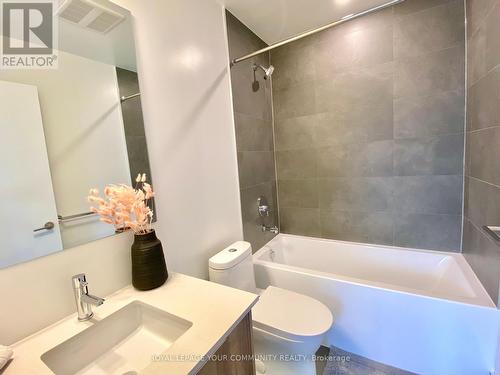 401 - 495 Logan Avenue, Toronto (North Riverdale), ON - Indoor Photo Showing Bathroom