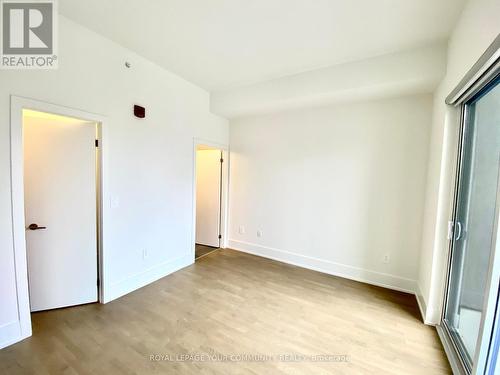 401 - 495 Logan Avenue, Toronto (North Riverdale), ON - Indoor Photo Showing Other Room