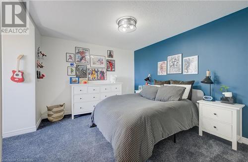 35 Green Vista Drive, Cambridge, ON - Indoor Photo Showing Bedroom