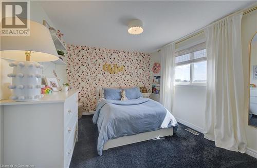 35 Green Vista Drive, Cambridge, ON - Indoor Photo Showing Bedroom