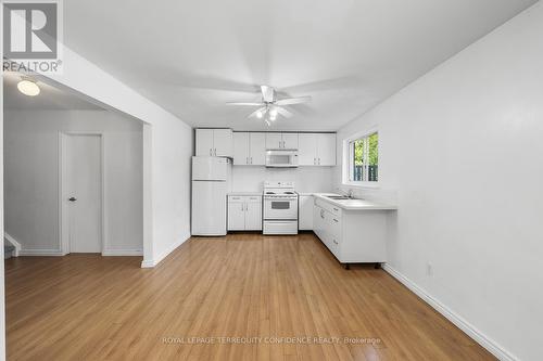 23 Lesgay Crescent, Toronto, ON - Indoor Photo Showing Kitchen