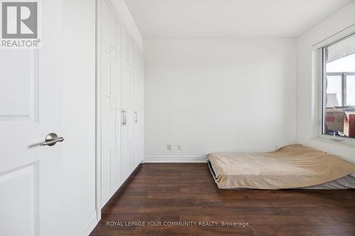 708 - 325 South Park Road, Markham (Commerce Valley), ON - Indoor Photo Showing Bedroom