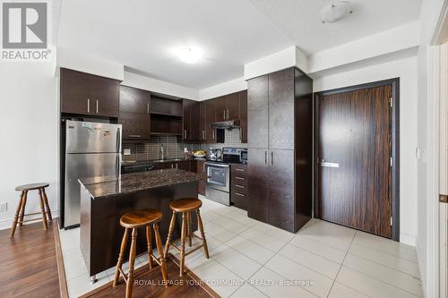 708 - 325 South Park Road, Markham (Commerce Valley), ON - Indoor Photo Showing Kitchen