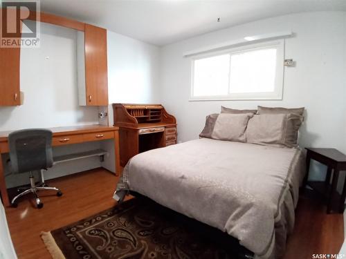 109 5Th Avenue, Hodgeville, SK - Indoor Photo Showing Bedroom