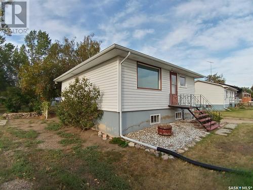 109 5Th Avenue, Hodgeville, SK - Outdoor