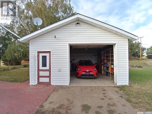 109 5Th Avenue, Hodgeville, SK - Outdoor With Exterior