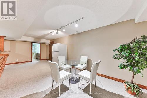 2314 Hoover Court, Burlington, ON - Indoor