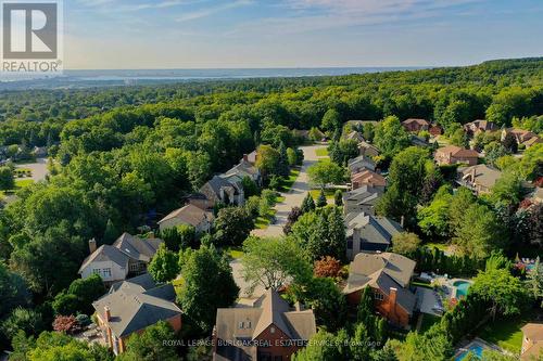 2314 Hoover Court, Burlington (Tyandaga), ON - Outdoor With View