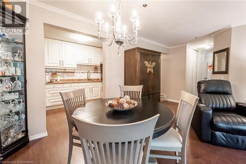 6 Niagara Street Unit# 105, Grimsby, ON - Indoor Photo Showing Dining Room