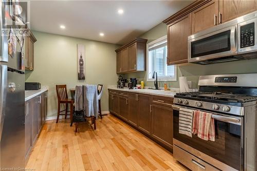 4710 Drummond Road, Niagara Falls, ON - Indoor Photo Showing Kitchen