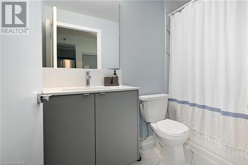 3210 Dakota Common Unit# A907, Burlington, ON - Indoor Photo Showing Bathroom