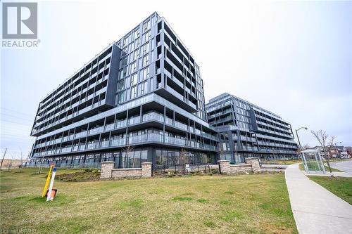 3210 Dakota Common Unit# A907, Burlington, ON - Outdoor With Balcony