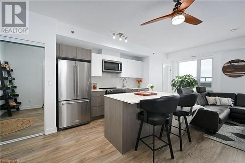 3210 Dakota Common Unit# A907, Burlington, ON - Indoor Photo Showing Kitchen With Stainless Steel Kitchen