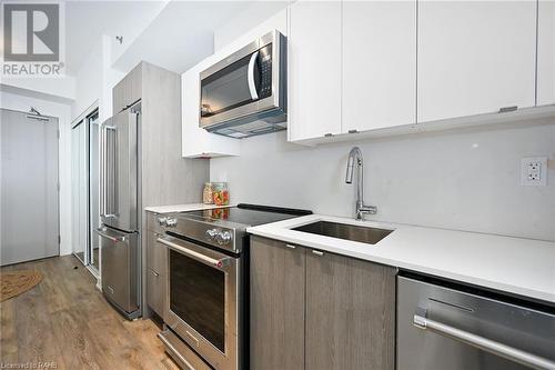 3210 Dakota Common Unit# A907, Burlington, ON - Indoor Photo Showing Kitchen With Stainless Steel Kitchen With Upgraded Kitchen