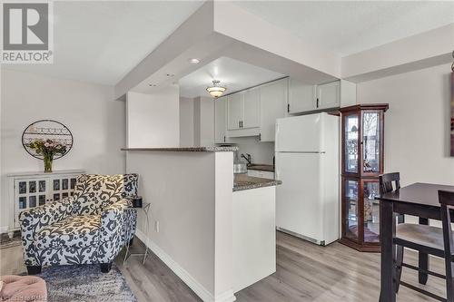 793 Colborne Street Unit# 217, Brantford, ON - Indoor Photo Showing Kitchen