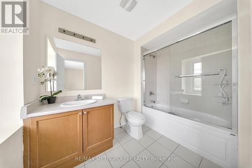 1773 Carousel Drive, Pickering, ON - Indoor Photo Showing Bathroom