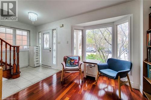 5147 Ravine Crescent, Burlington, ON - Indoor Photo Showing Other Room