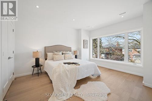 35 Emerald Crescent, Toronto, ON - Indoor Photo Showing Bedroom