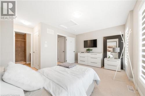 720 Grey Street Unit# 11, Brantford, ON - Indoor Photo Showing Bedroom