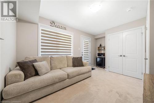 720 Grey Street Unit# 11, Brantford, ON - Indoor Photo Showing Living Room