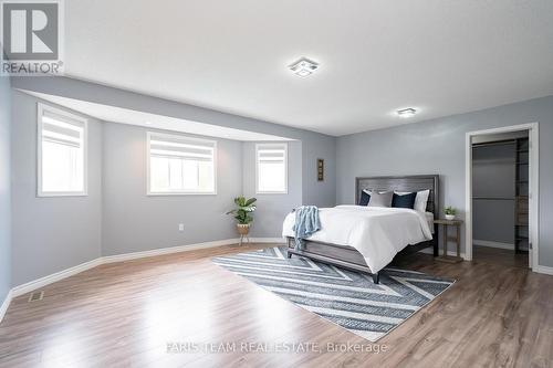 28 Sun King Crescent, Barrie (Innis-Shore), ON - Indoor Photo Showing Bedroom