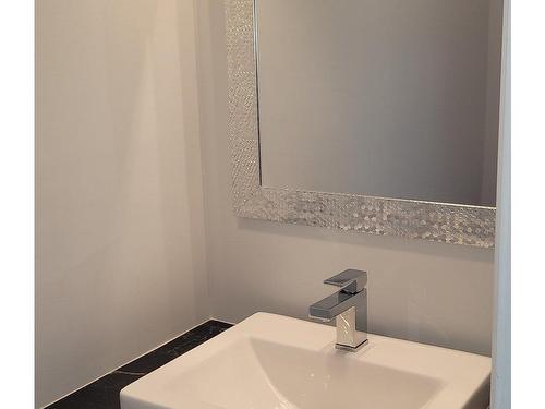 Powder room - 602-41 Rue Simon-Lussier, Blainville, QC - Indoor Photo Showing Bathroom